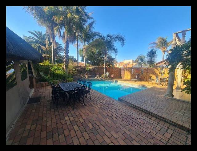 4 BEDROOM HOUSE FOR SALE IN SUNWARD PARK